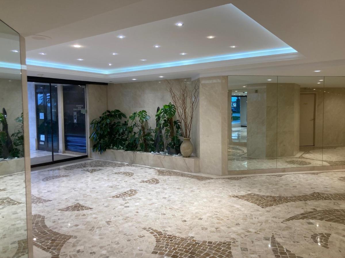 Appartement De Standing Le Velvet Bay Climatise En Bord De Mer Антиб Экстерьер фото