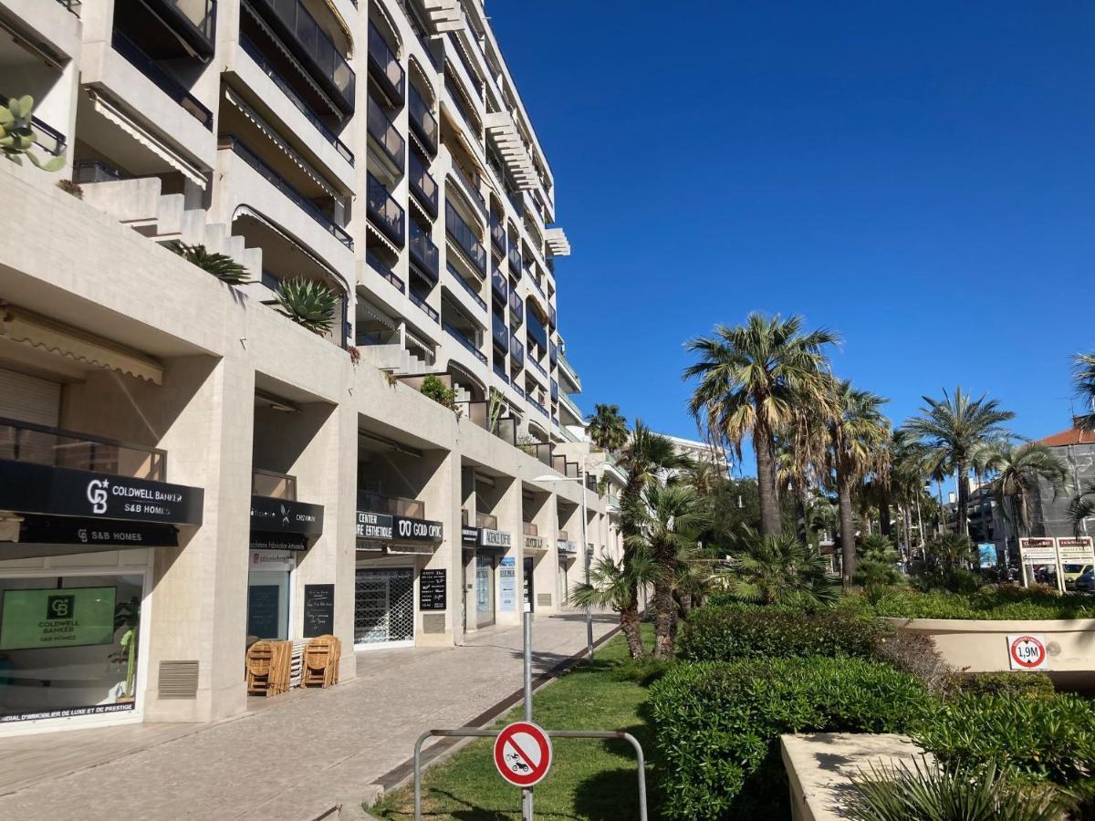 Appartement De Standing Le Velvet Bay Climatise En Bord De Mer Антиб Экстерьер фото
